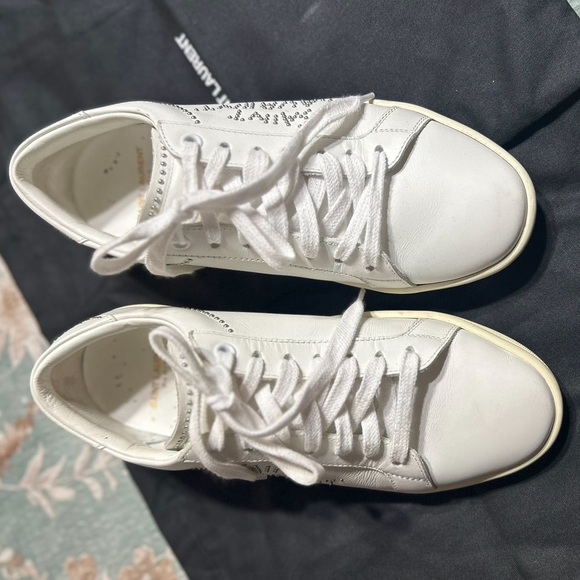 SAINT LAURENT CALFSKIN STUDDED LOW TOP SNEAKERS - Picture 9 of 12